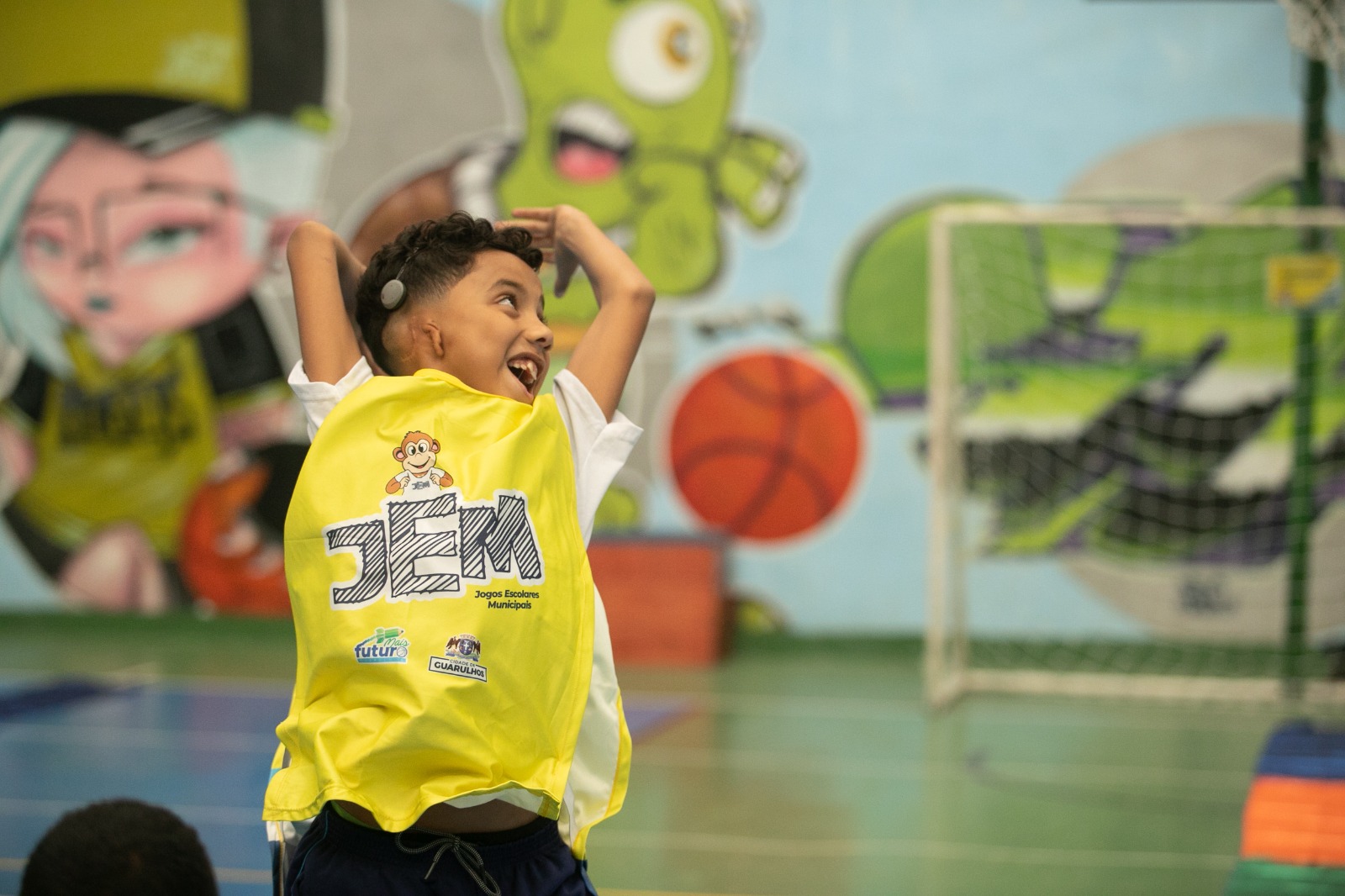 Experiência na Escola em Tempo Integral na Perspectiva da Educação Integral no Município de Guarulhos