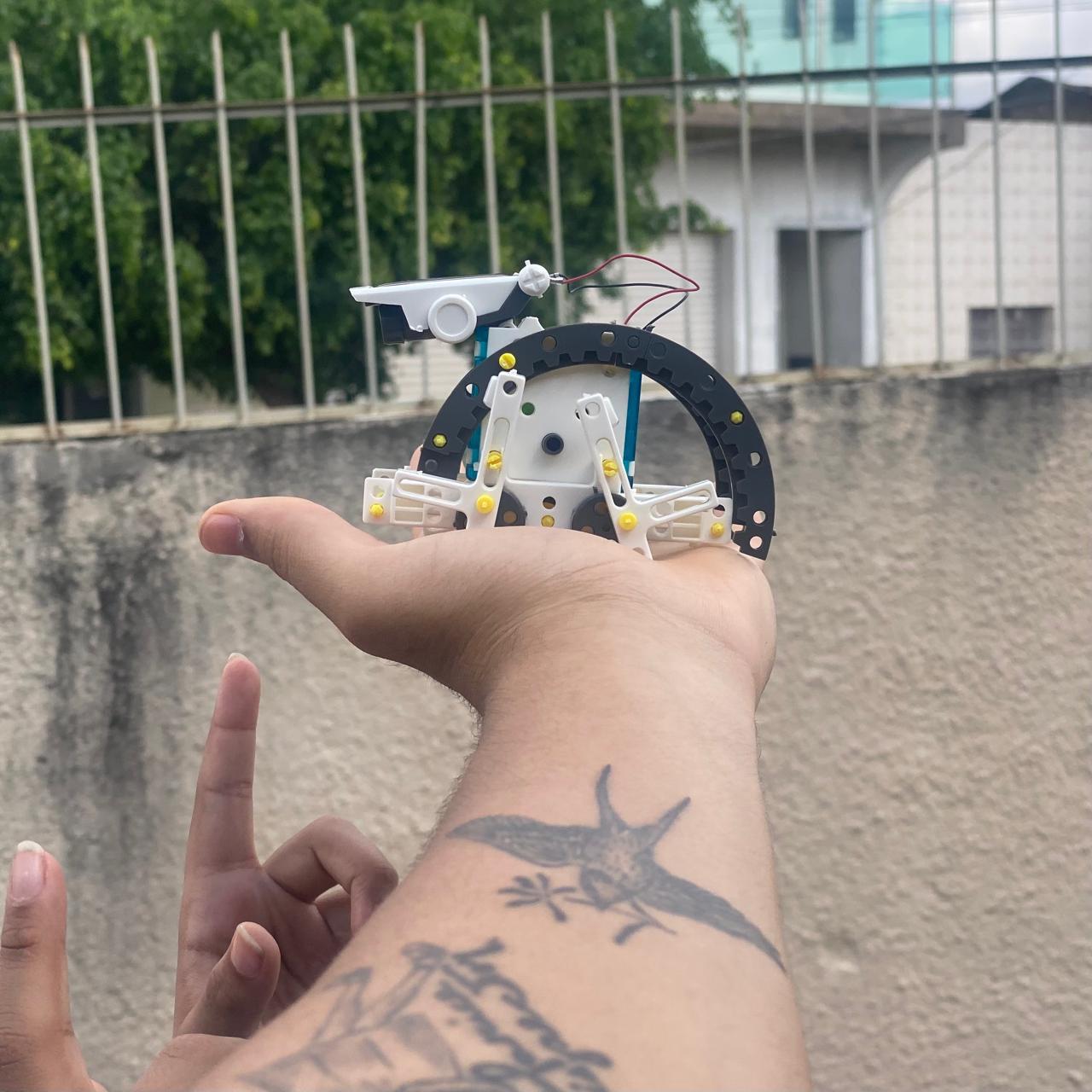 Robótica Sustentável: Construindo um Futuro com Reciclagem - Imagem 3