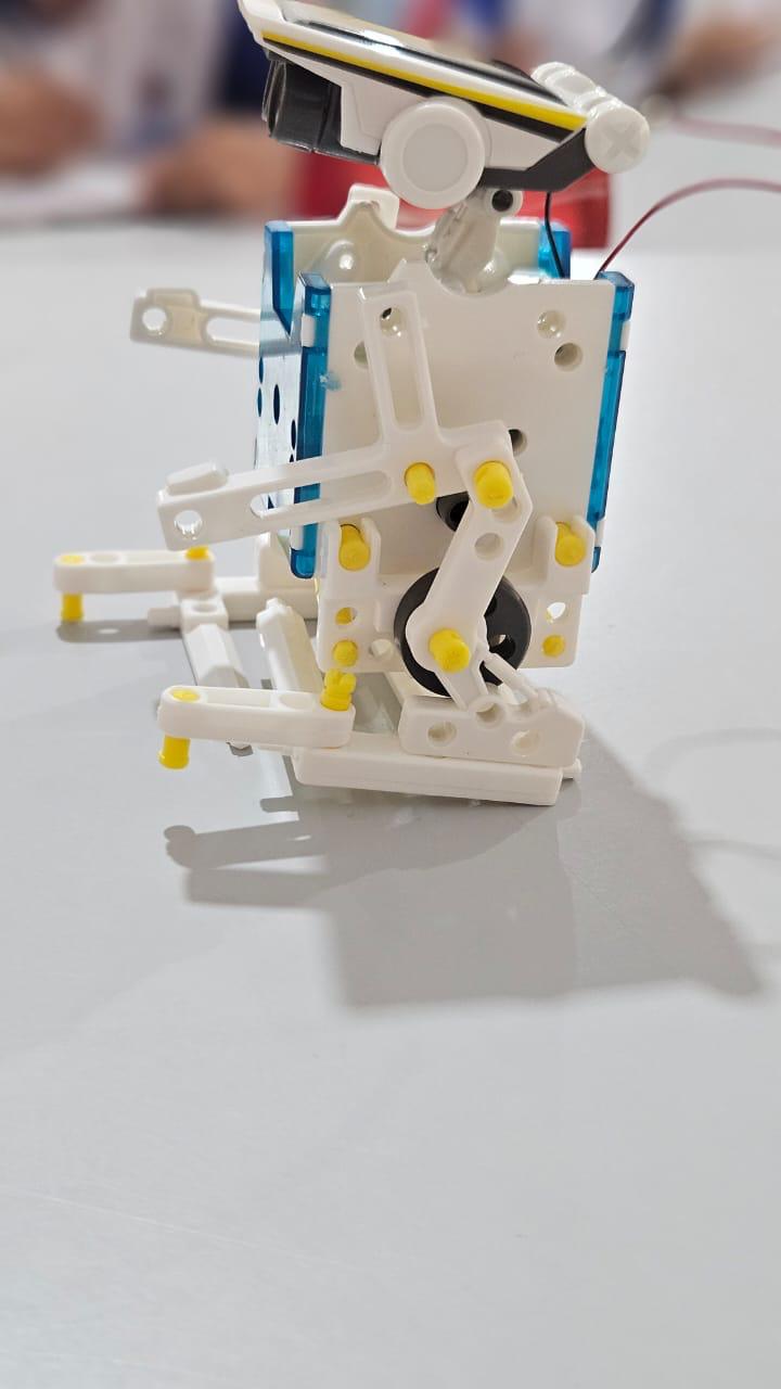 Robótica Sustentável: Construindo um Futuro com Reciclagem - Imagem 4