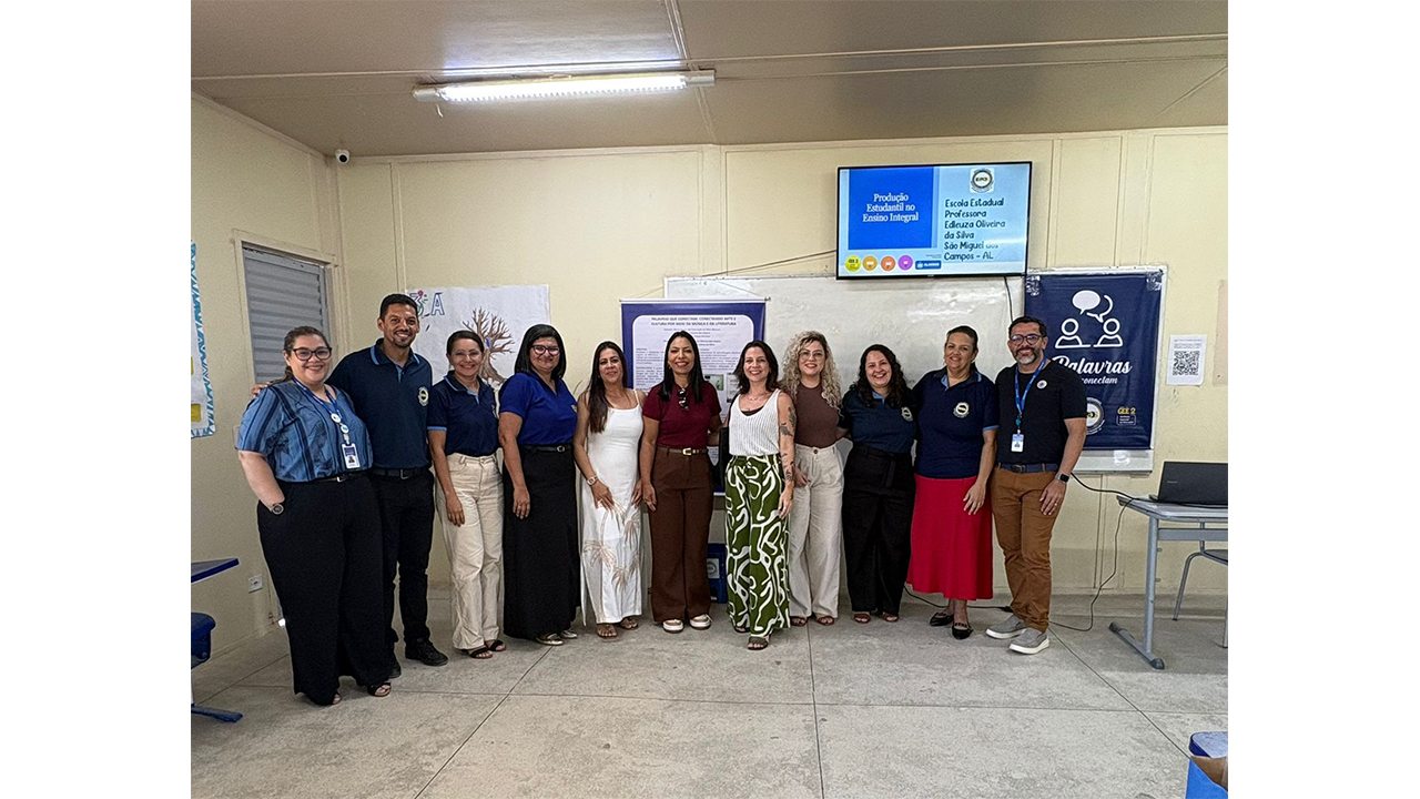 Visita das(os) participantes da Rede de Trocas da Rede Estadual de Alagoas na Escola de Tempo Integral Professora Edleuza Oliveira da Silva, em São Miguel dos Campos (AL). Foto: Equipe GEFETI