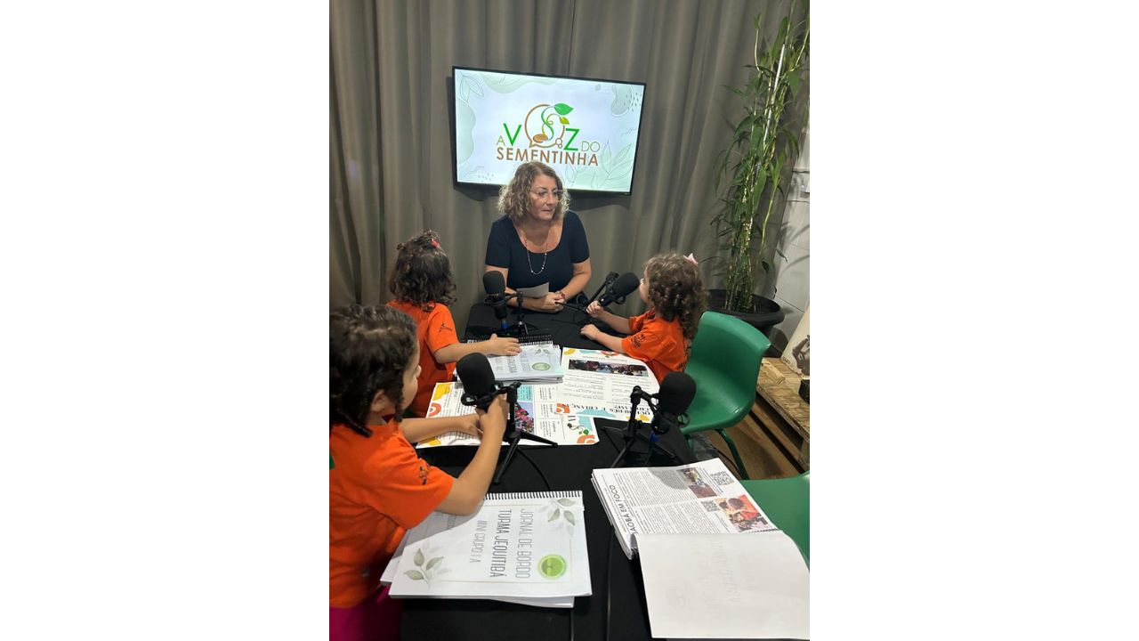 Participação no podcast Voz Sementinha: "Você escova os dentes todos os dias? Conhece os direitos das crianças?", em São Paulo (SP). Foto: Márcia Calçada