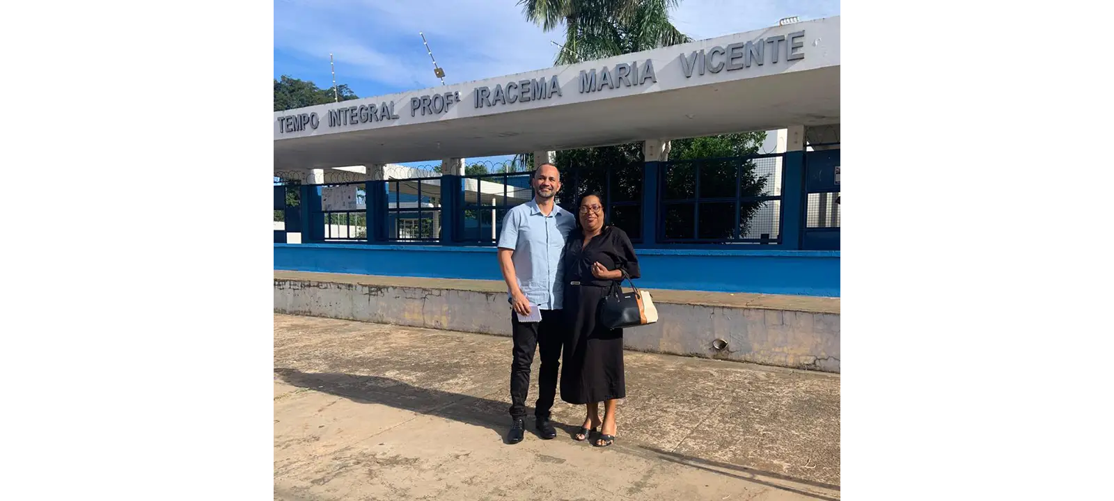Entrada da Escola Municipal Profª Iracema Maria Vicente, em Campo Grande (MS). Foto: Givaldo Carvalho