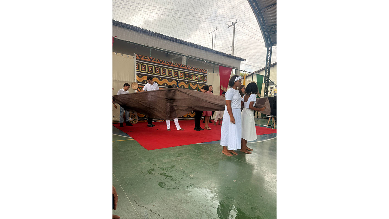 Apresentação cultural da Escola São Francisco, em Nova Russas (CE). Foto: Ciely Melo Guedes Rodrigues Herculano