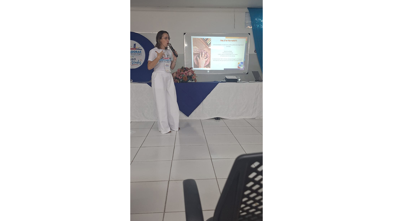 Apresentação da experiência inspiradora de Campina Grande (PB) "Brincar é viver", em Petrolina (PE), selecionada na Rede de Trocas de Experiências Inspiradoras. Foto: Michely Freitas da Soledade